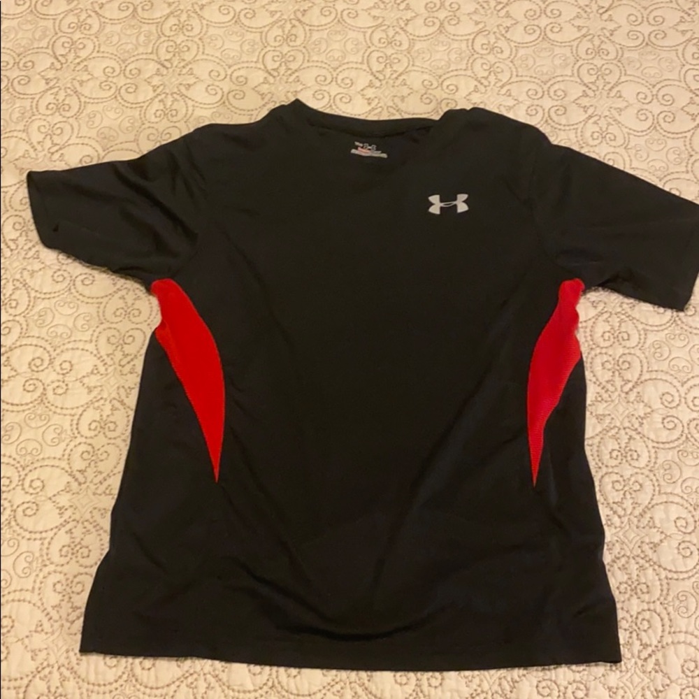 Under Armour t-shirt